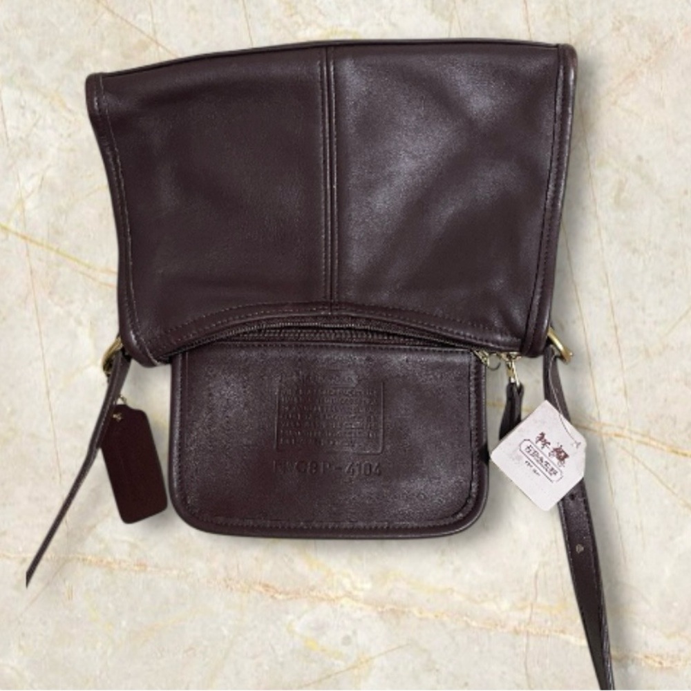 Vintage Coach Soho Small Mahogany  Zip 4104 - Picture 8 of 16